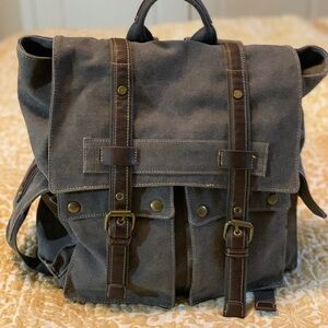 Cargoit Gray Canvas Backpack